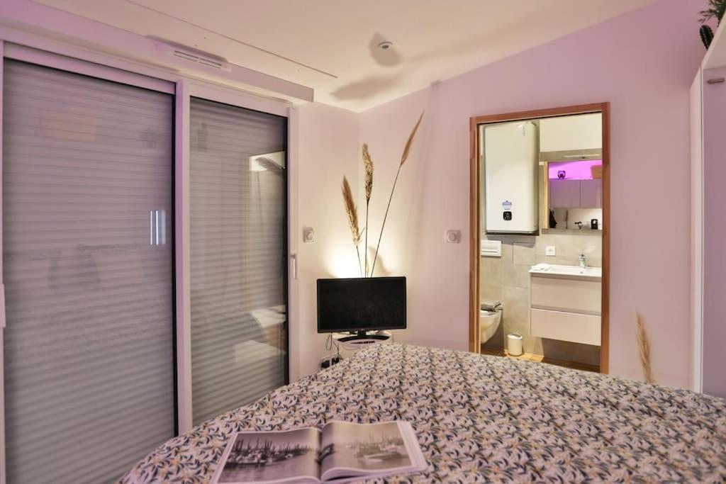 Tiny Studio Terrasse, Hypercentre La Plage A 2 Pas ! Les Sables-dʼOlonne Dış mekan fotoğraf